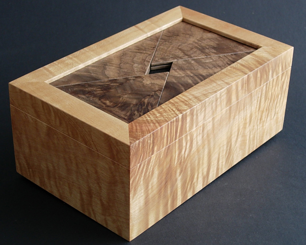 the-diamond-box